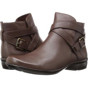 Naturalizer • Cassandra• Ankle Boots
